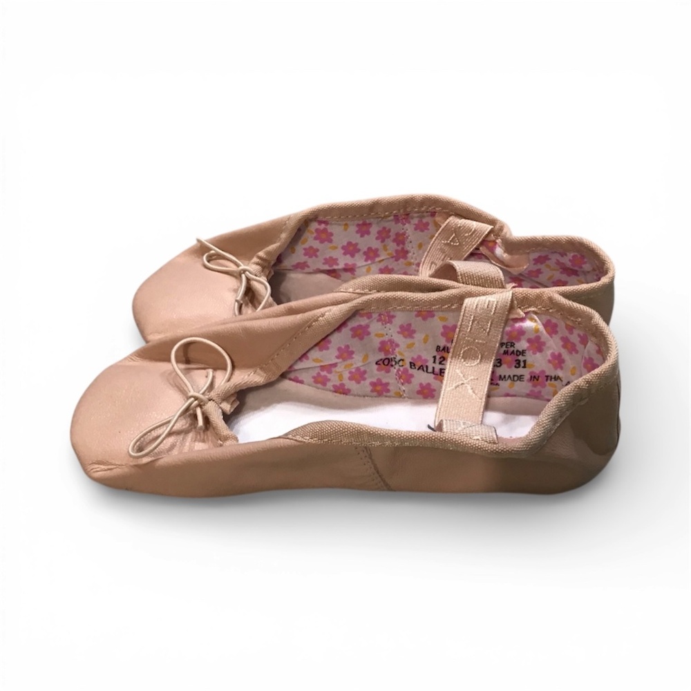 Capezio Daisy Ballet Shoe Child - 205C Full Sole Ballet Shoes - Size 12 1/2 W - Picture 7 of 9